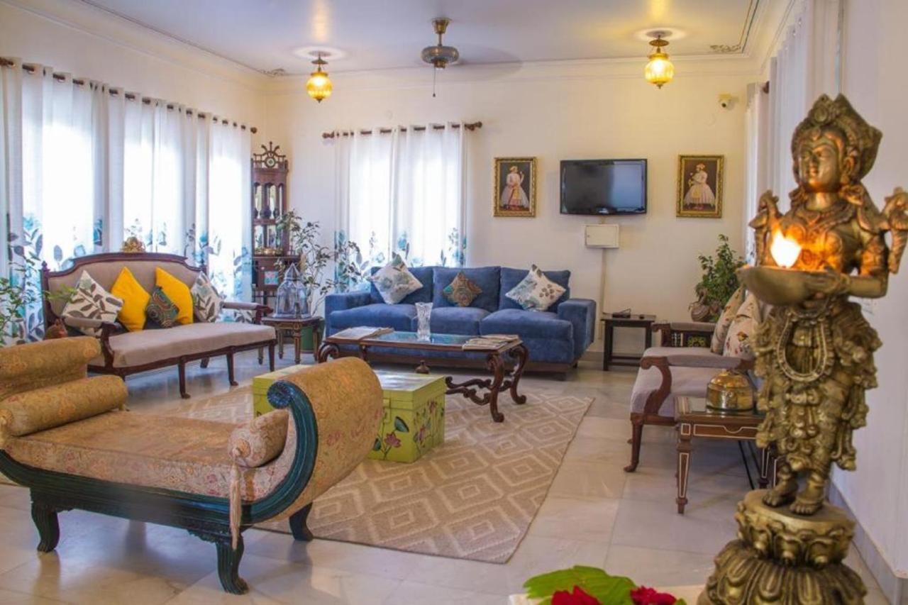 Akshay Niwas Boutique Luxury Hotel Udaipur Exterior foto