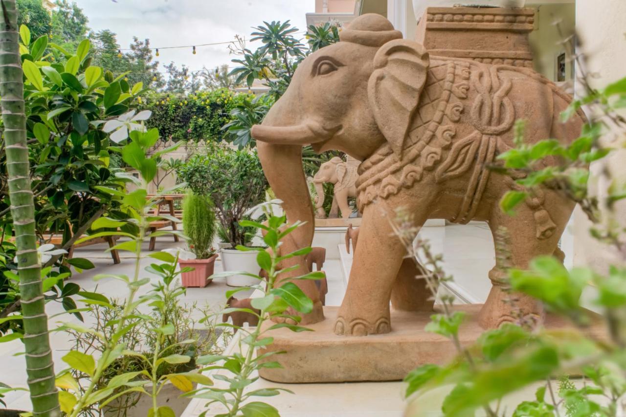 Akshay Niwas Boutique Luxury Hotel Udaipur Exterior foto